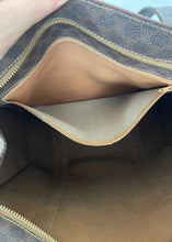 Load image into Gallery viewer, Celine, celine handbag, celine bag, Celine macadam triomphe, Celine macadam, celine triomphe, triomphe, celine vintage, celine vintage handbag, celine vintage tote