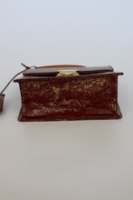 Load image into Gallery viewer, LOUIS VUITTON | SPRING STREET VERNIS HANDBAG | GOLD/ BROWN
