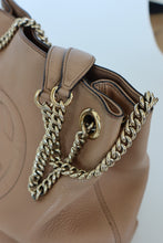 Load image into Gallery viewer, GUCCI | MEDIUM SOHO CHAIN BAG | TAN