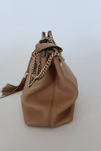 Load image into Gallery viewer, GUCCI | MEDIUM SOHO CHAIN BAG | TAN