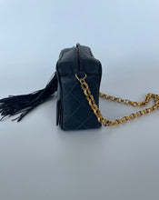 Load image into Gallery viewer, Chanel, Chanel handbag, Handbag, Vintage Chanel, Chanel camera bag, Vintage Chanel Camera bag, Navy blue chanel, Navy camera bag, Navy blue handbag, preloved chanel, secondhand chanel, Preluxe