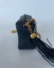 Load image into Gallery viewer, Chanel, Chanel handbag, Handbag, Vintage Chanel, Chanel camera bag, Vintage Chanel Camera bag, Navy blue chanel, Navy camera bag, Navy blue handbag, preloved chanel, secondhand chanel, Preluxe
