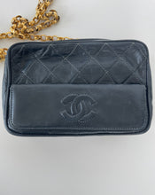 Load image into Gallery viewer, Chanel, Chanel handbag, Handbag, Vintage Chanel, Chanel camera bag, Vintage Chanel Camera bag, Navy blue chanel, Navy camera bag, Navy blue handbag, preloved chanel, secondhand chanel, Preluxe