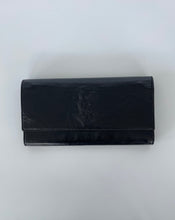 Load image into Gallery viewer, YSL. Yves saint laurent, Preloved YSL, Preloved saint laurent, Belle de jour clutch, YSL clutch, Vintage YSL, Vintage clutch, Black patent leather clutch, YSL black clutch, preloved hanbdbag, clutch, preluxe