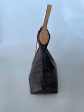 Load image into Gallery viewer, LOUIS VUITTON | FLOWER HOBO | MONOGRAM