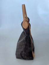 Load image into Gallery viewer, LOUIS VUITTON | FLOWER HOBO | MONOGRAM