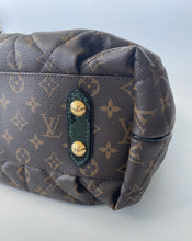 Load image into Gallery viewer, Louis vuitton, LV, Louis vuitton handbag, LV handbag, Exotic handbag, Louis vuitton python handbag, LV etoile handbag, Louis vuitton etoile handbag, Monogram etoile handbag, Etoile extoic handbag, Etoile, preluxe. preloved, preloved louis vuitton
