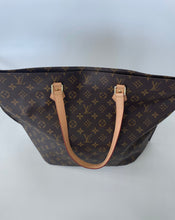Load image into Gallery viewer, LV, Louis Vuitton, LV travel tote, LV neverfull, Louis vuitton travel tote, LV all-in bag, Louis vuitton all-in bag, All in mm, All in tote, All in bag, Louis Vuitton travel, Handbag, Preluxe, Preloved, Preloved louis vuitton