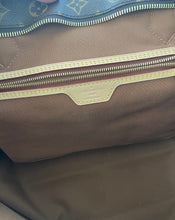Load image into Gallery viewer, LV, Louis Vuitton, LV travel tote, LV neverfull, Louis vuitton travel tote, LV all-in bag, Louis vuitton all-in bag, All in mm, All in tote, All in bag, Louis Vuitton travel, Handbag, Preluxe, Preloved, Preloved louis vuitton