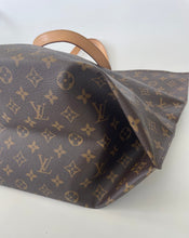 Load image into Gallery viewer, LV, Louis Vuitton, LV travel tote, LV neverfull, Louis vuitton travel tote, LV all-in bag, Louis vuitton all-in bag, All in mm, All in tote, All in bag, Louis Vuitton travel, Handbag, Preluxe, Preloved, Preloved louis vuitton
