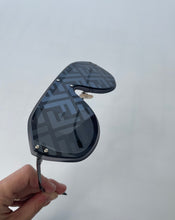 Load image into Gallery viewer, Fendi, Fendi sunglasses, Sunglasses, Luxury sunglasses, Fendi shields, Fendi Zucca sunglasses, Fendi zucca FF logo sunglases, Zucca FF logo sunglasses, Logo sunnglasses, Fendi logo sunglasses