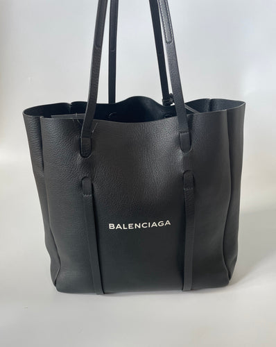 Balenciaga, Balenciaga tote, Designer tote, Balenciaga sale, Everyday tote small, Balenciaga everyday tote, Everyday tote Black, Handbag, preloved handbag, Black handbag