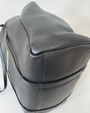 Load image into Gallery viewer, Balenciaga, Balenciaga tote, Designer tote, Balenciaga sale, Everyday tote small, Balenciaga everyday tote, Everyday tote Black, Handbag, preloved handbag, Black handbag