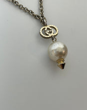 Load image into Gallery viewer, Gucci, Gucci necklace, gucci jewelry, gucci interlocking g necklace, gucci necklace