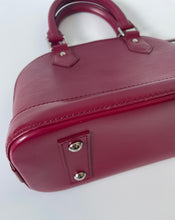 Load image into Gallery viewer, Louis vuitton, Lv, Lv Handbag, Alma bb, alma bb epi, Louis vuitton alma bb epi, louis vuitton alma bb, lv alma bb, epi, alma bb epi fuchsia