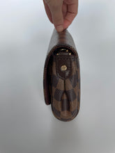 Load image into Gallery viewer, Louis vuitton favorite pm, Favorite handbag, favorite pm, favorite damier, favorite damier ebene, LV favorite, LV crossbody nah, Louis vuitton crossbody, louis vuitton damier