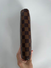 Load image into Gallery viewer, Louis vuitton favorite pm, Favorite handbag, favorite pm, favorite damier, favorite damier ebene, LV favorite, LV crossbody nah, Louis vuitton crossbody, louis vuitton damier