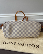 Load image into Gallery viewer, Louis Vuitton Neverfull mm Damier Azur preluxe
