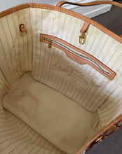 Load image into Gallery viewer, Louis Vuitton Neverfull mm Damier Azur preluxe