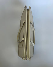 Load image into Gallery viewer, Louis Vuitton, Lv, Louis Vuitton Madeleine Tote bag, Louis Vuitton tote, Louis Vuitton epi leather, LV Madeleine tote, Madeleine tote bag, Madeleine GM Tote