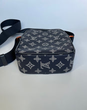 Load image into Gallery viewer, Louis Vuitton, LV, Louis Vuitton upside down, Upside down limited edition, Louis Vuitton danube, Danube crossbody bag, Danube, Danube upside down, Louis Vuitton danube upside down