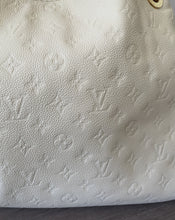 Load image into Gallery viewer, Louis Vuitton artsy Empreinte leather cream creme handbag