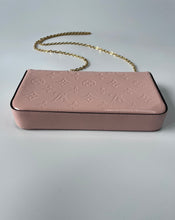 Load image into Gallery viewer, Louis Vuitton, Louis Vuitton Pochette felicie, pochette felicie, Pochette Felicie vernis, patent leather felicie, Louis Vuitton felicie