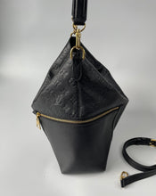 Load image into Gallery viewer, Louis Vuitton, Louis Vuitton empriente leather, LV black handbag, Louis Vuitton black handbag, LV black bag, Louis Vuitton black bag