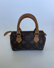 Load image into Gallery viewer, Louis Vuitton Mini Speedy, Louis Vuitton Nano speedy, Vintage nano speedy, LV vintage speedy, Louis Vuitton speedy
