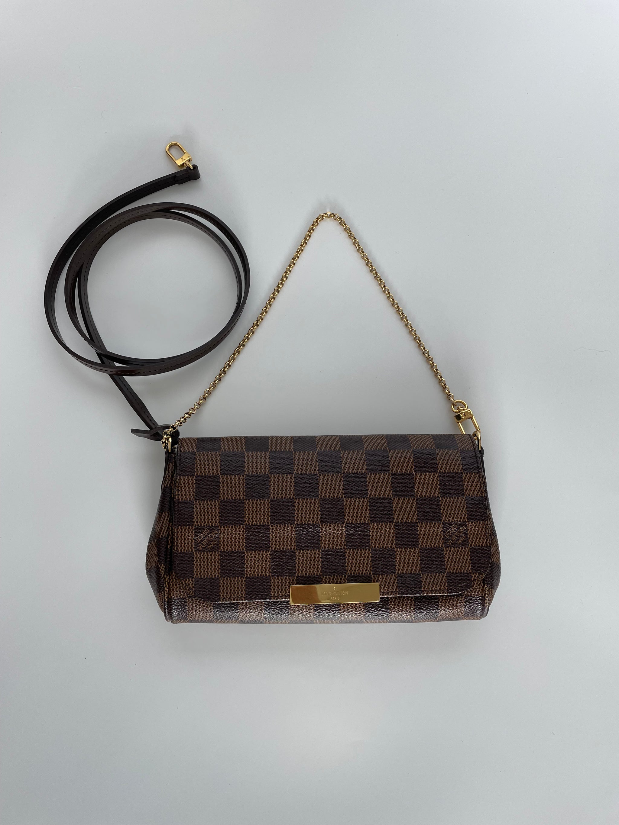 ♦LOUIS VUITTON♦Damier Ebene Favorite PM LOUIS VUITTON Favorite PM Bag in Damier Ebene Canvas | COCOON