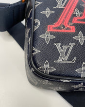 Load image into Gallery viewer, Louis Vuitton, LV, Louis Vuitton upside down, Upside down limited edition, Louis Vuitton danube, Danube crossbody bag, Danube, Danube upside down, Louis Vuitton danube upside down
