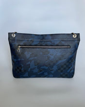 Load image into Gallery viewer, Louis Vuitton, LV, Louis Vuitton Mens Bag, Louis Vuitton Messenger Bag, Louis Vuitton Hunter Damier Camouflage cobalt. Damier Camouflage Cobalt, LV hunter Messenger bag
