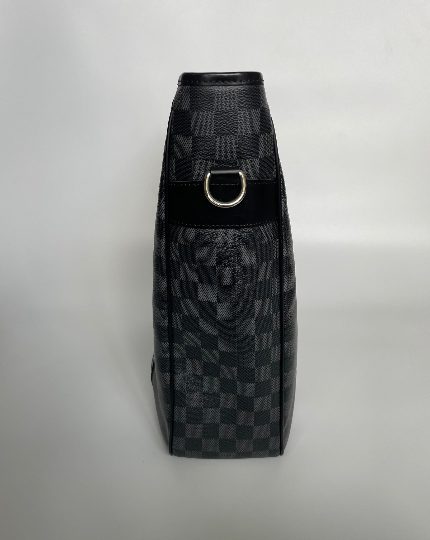 Sold at Auction: Louis Vuitton, LOUIS VUITTON TADAO DAMIER GRAPHITE  SHOULDER BAG