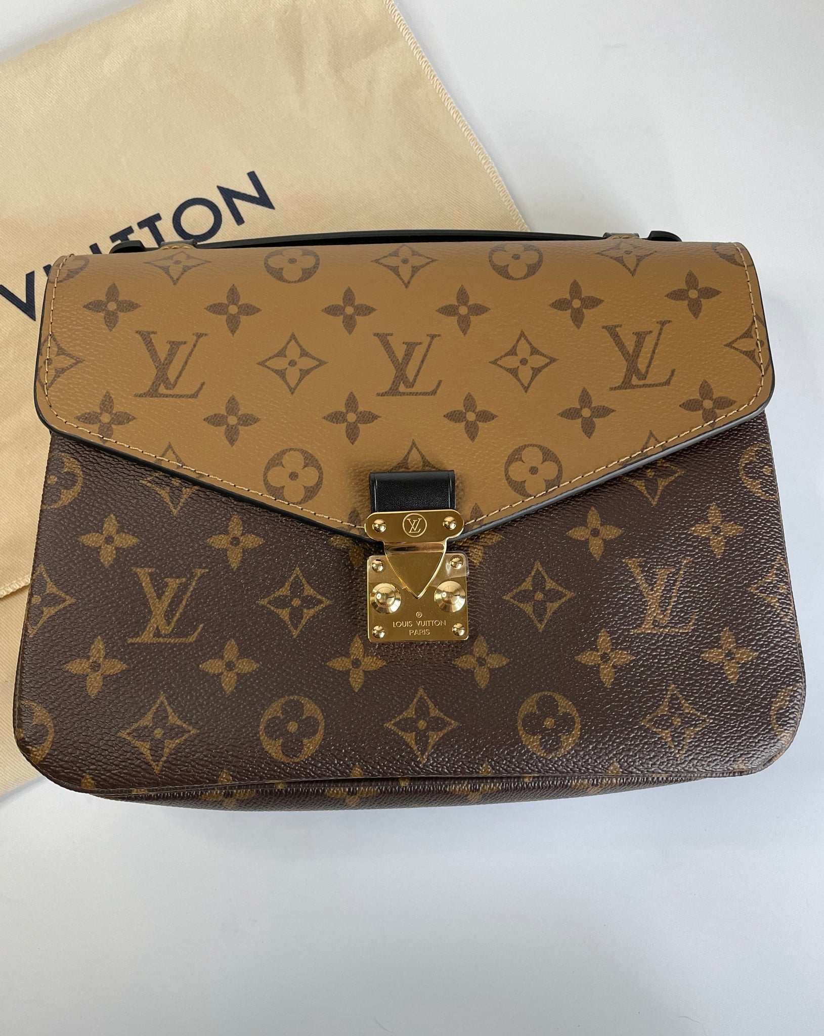 Louis Vuitton Monogram Reverse Pochette Metis - Shop Authentic LV