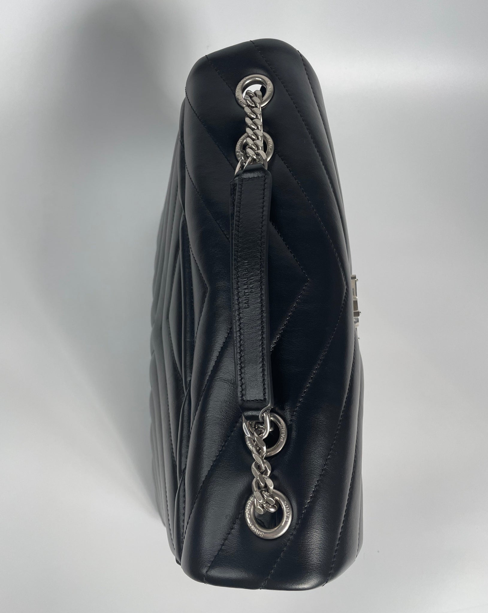 Loulou leather handbag Saint Laurent Black in Leather - 37445217