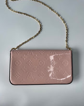 Load image into Gallery viewer, Louis Vuitton, Louis Vuitton Pochette felicie, pochette felicie, Pochette Felicie vernis, patent leather felicie, Louis Vuitton felicie
