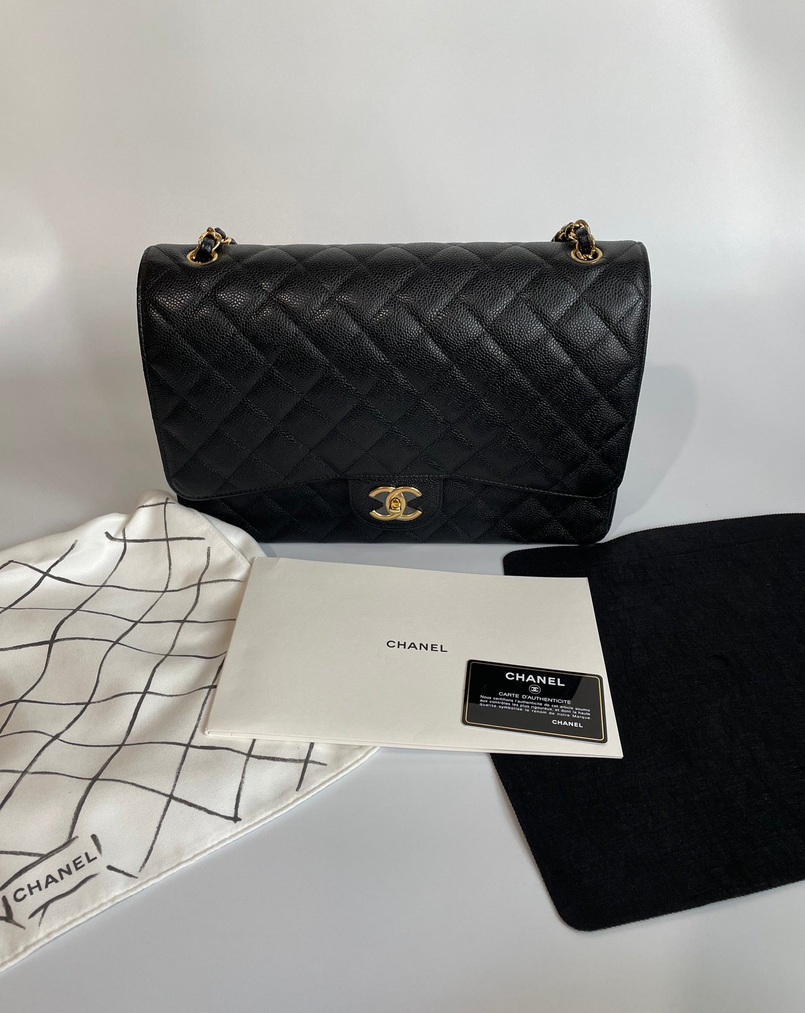 CHANEL | CAVIAR QUILTED MAXI DOUBLE FLAP | BLACK