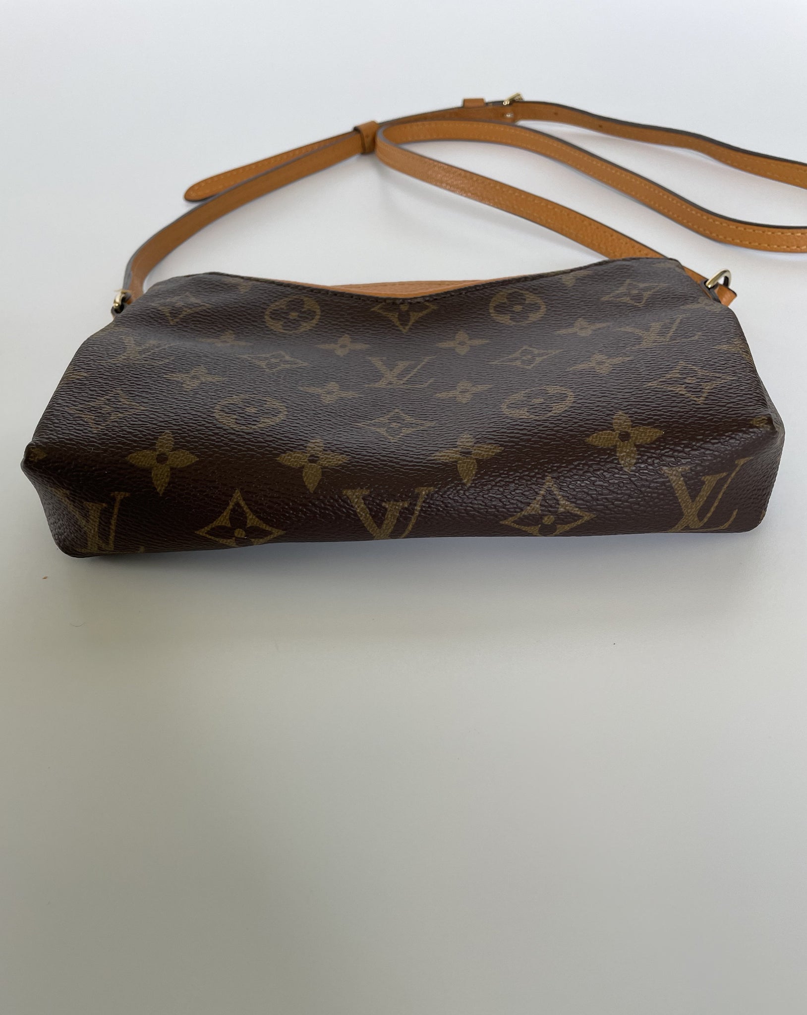 Louis Vuitton Monogram Pallas Clutch - Brown Crossbody Bags, Handbags -  LOU828464